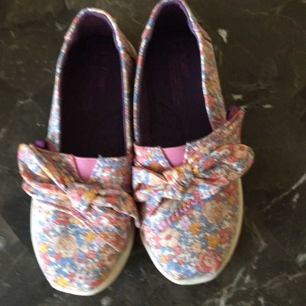 Pink Multi Liberty Amelie Tiny Toms Girls size 10.